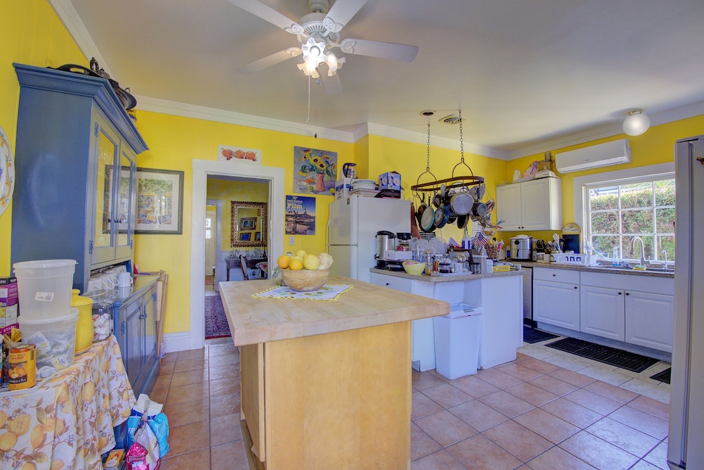 Secret Garden Inn and Cottages - photo 91