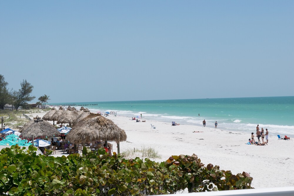 Beach House Resort 3 by RedAwning - photo 21