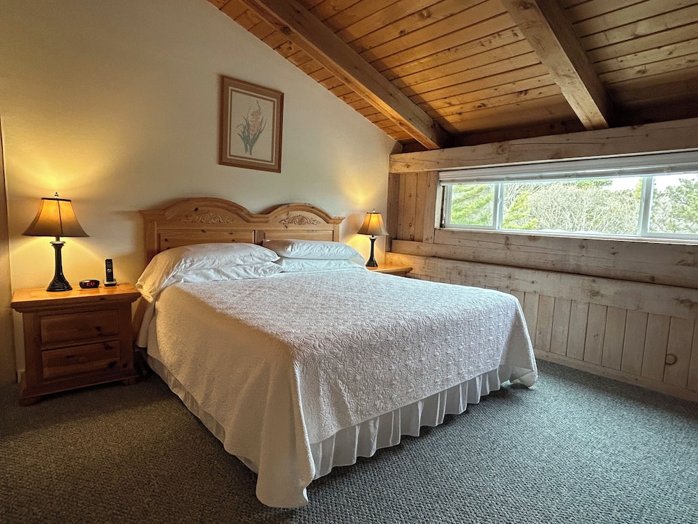 The Island Inn on Martha's Vineyard - photo 102