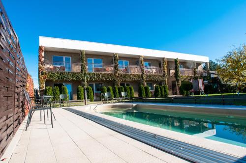 Hotel Comfort Inn — hotel in Baddi