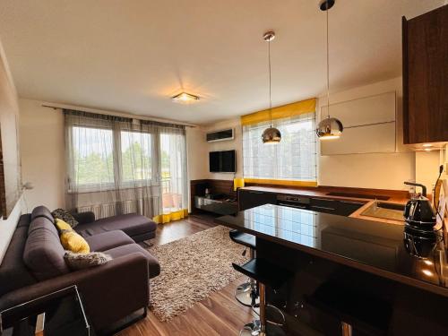 B13 Apartman Siófok — 4-Star Luxury Hotel in Siofok, Hungary