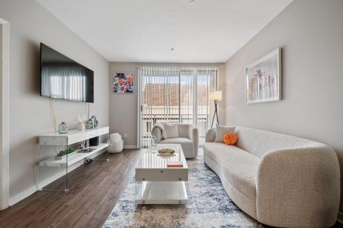 Le Reve 5 min to the beach Luxury Condo — 4-Star Luxury Hotel in Los Angeles, United States