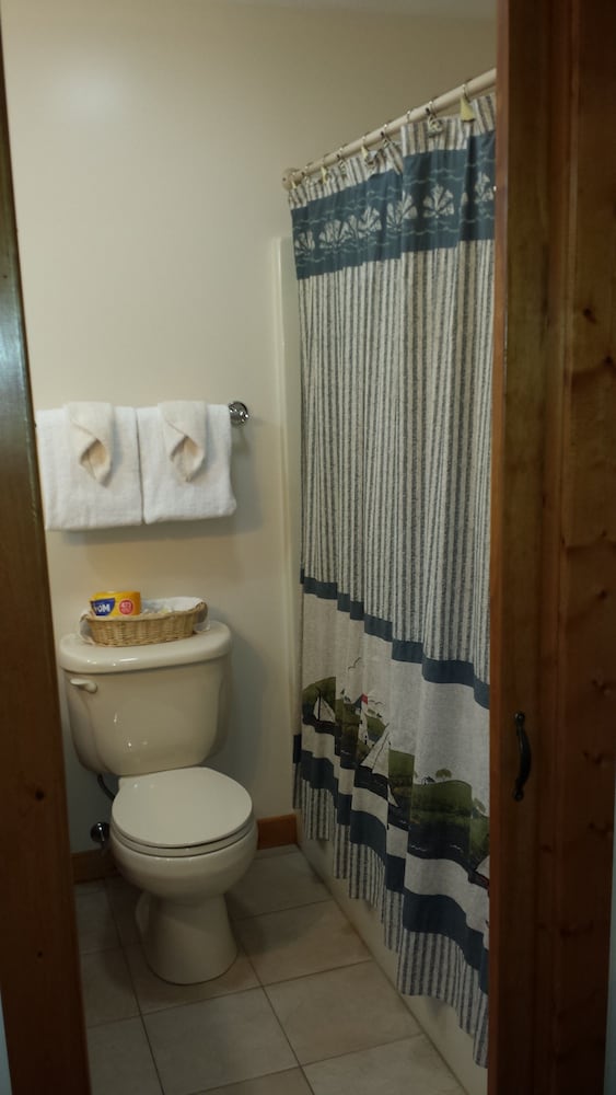The Garrett Inn - photo 41