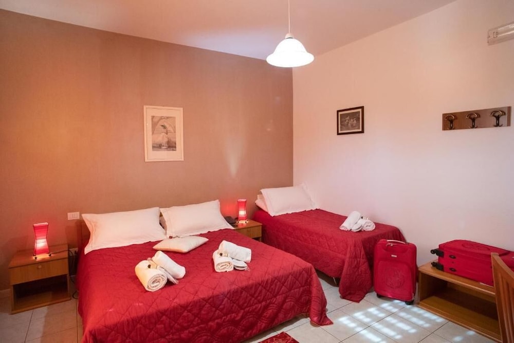 Kiris Hotel — Viggiano — photo 4