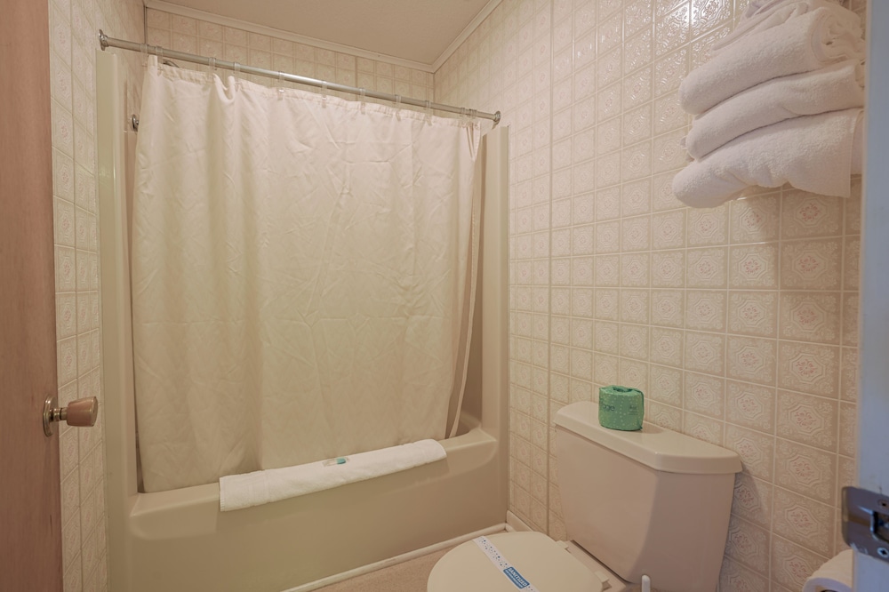 Circle Court Motel - photo 17