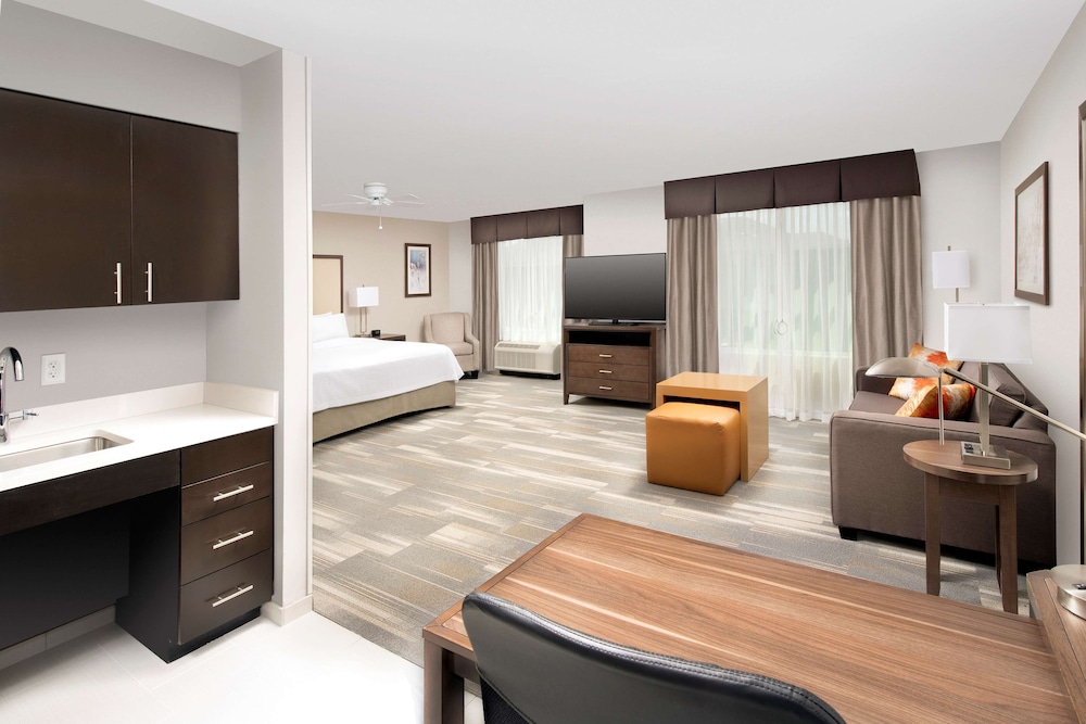 Homewood Suites by Hilton Kansas City Speedway - photo 13