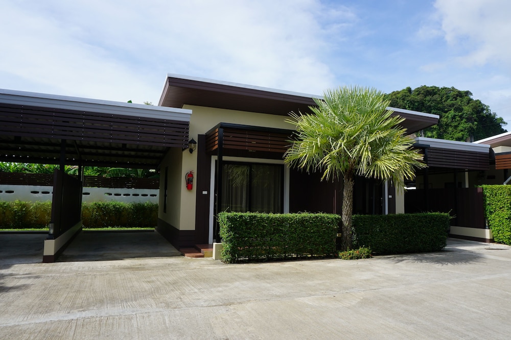 Phumipat Resort Thungsong - carbon neutral hotel in Thung Song