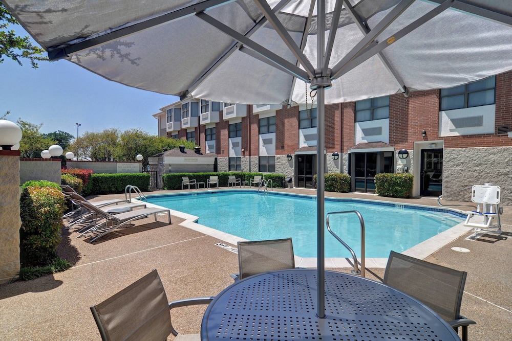 SpringHill Suites by Marriott Dallas NW Hwy I35E - photo 30