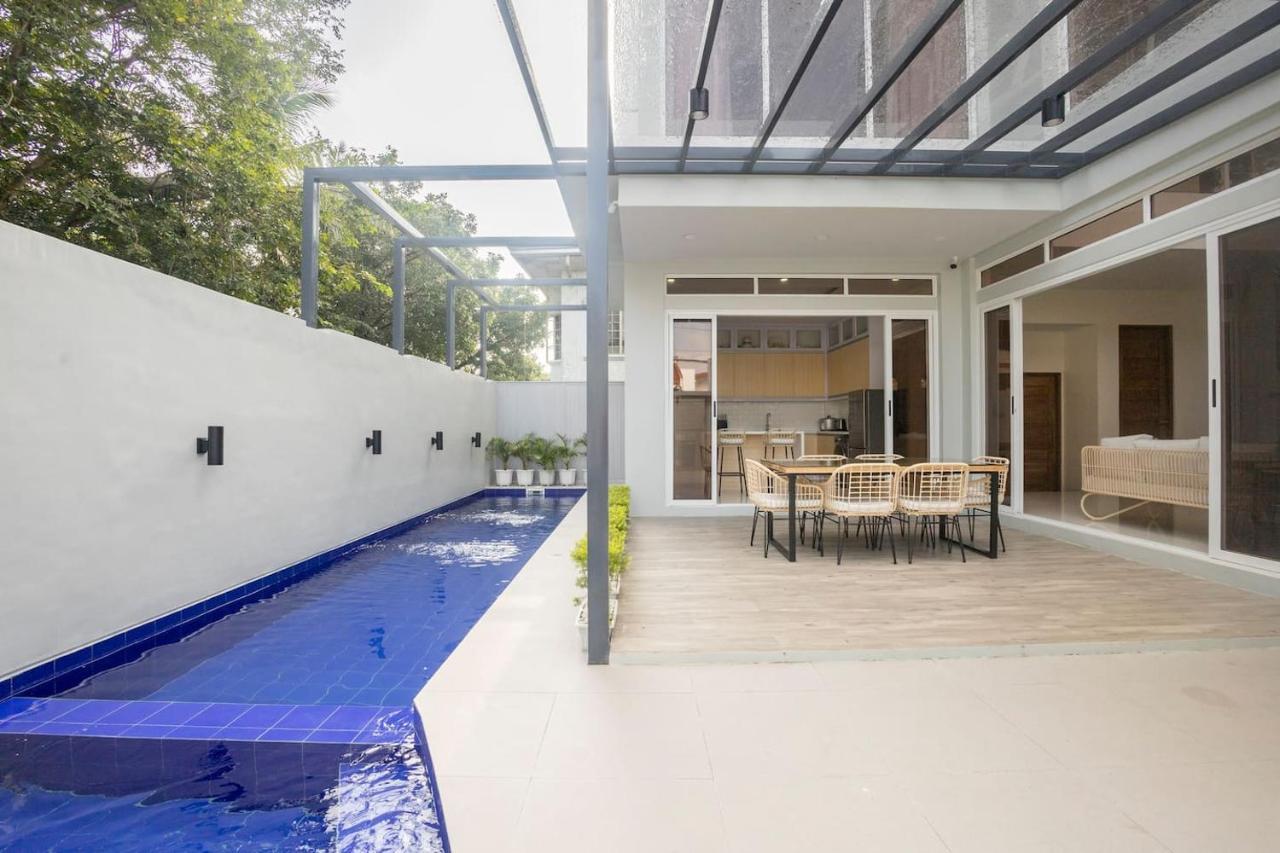 Addie's Place Camella Homes 2d Muntinlupa — 4-Star Luxury Hotel in Manila, Philippines