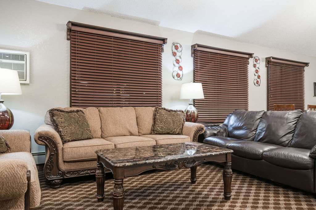 Knights Inn Litchfield - photo 3