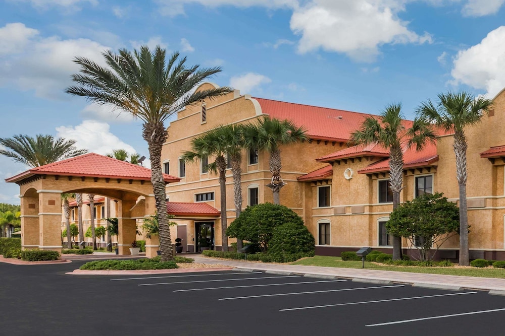 Clarion Inn Ormond Beach at Destination Daytona - photo 50