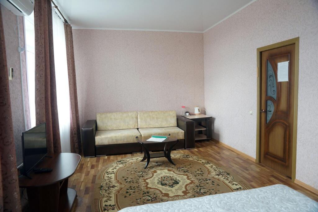 Projector - carbon neutral hotel in Znamensk
