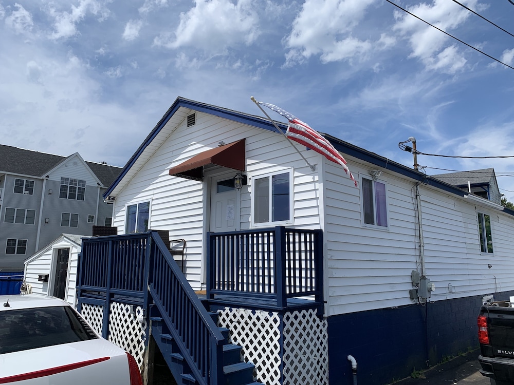 Island View Motel in Old Orchard Beach, United States