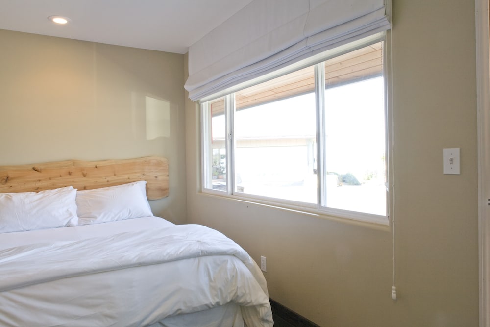 Cambria Shores Inn - photo 15