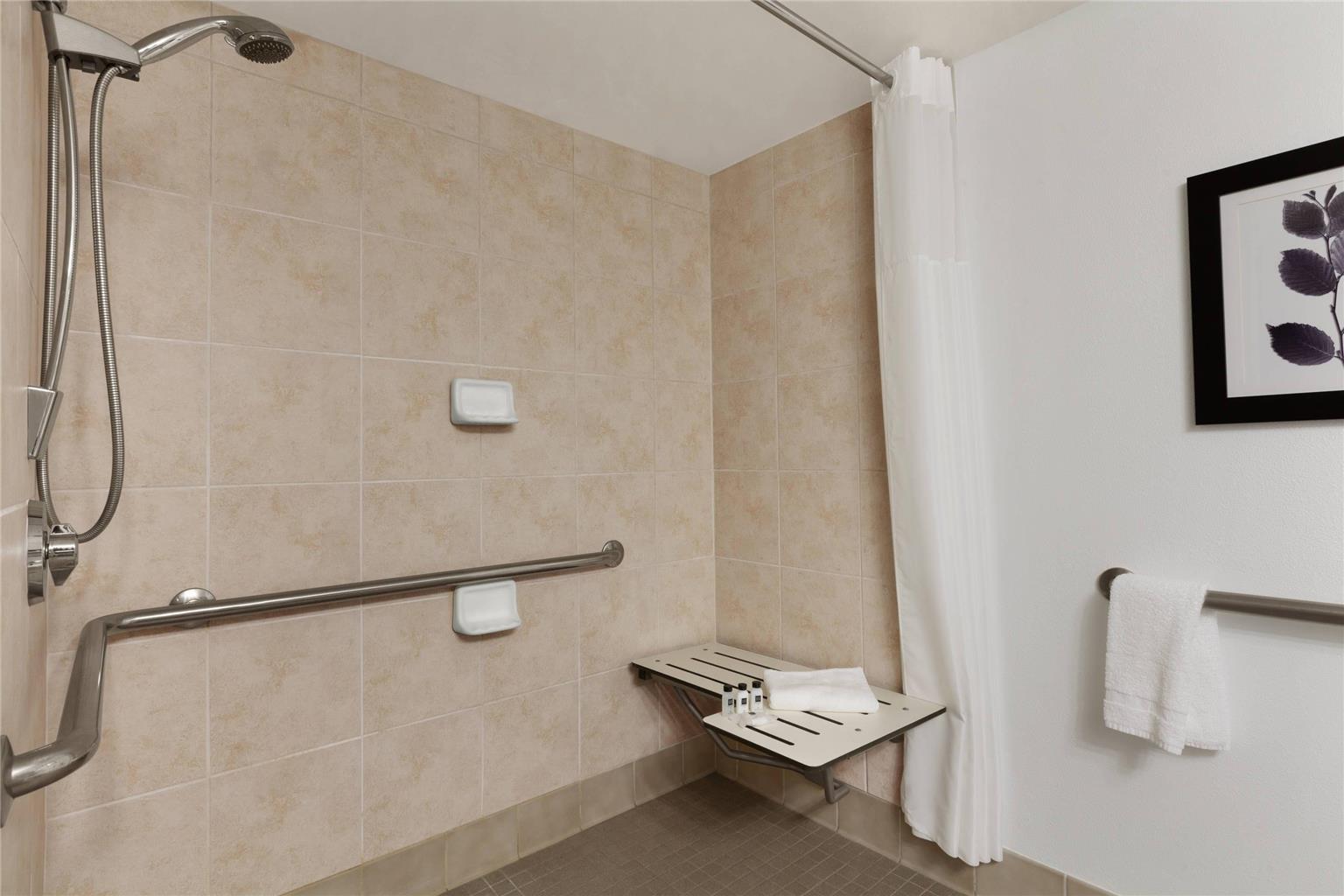 Country Inn & Suites by Radisson Seattle Bothell WA - photo 12