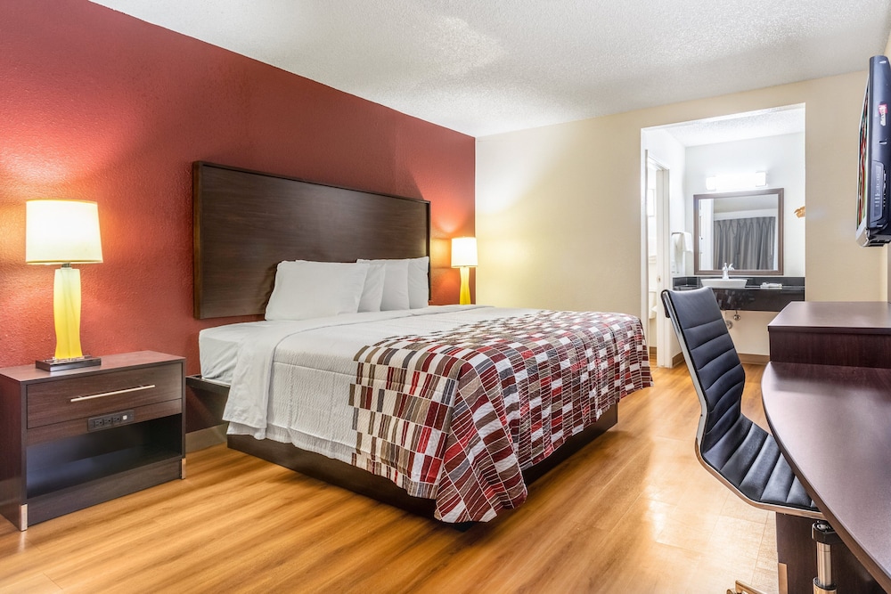 Red Roof Inn Phoenix Midtown - photo 14