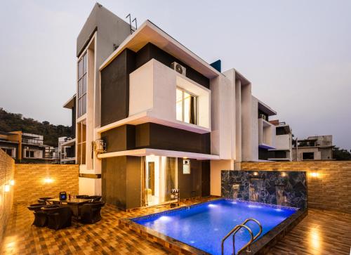 Denver Villa — 4-Star Luxury Hotel in Lonavla, India