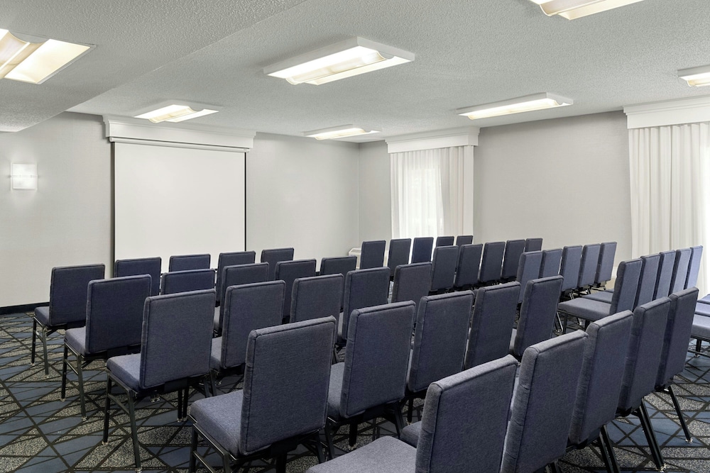 Courtyard by Marriott Birmingham Hoover - photo 38