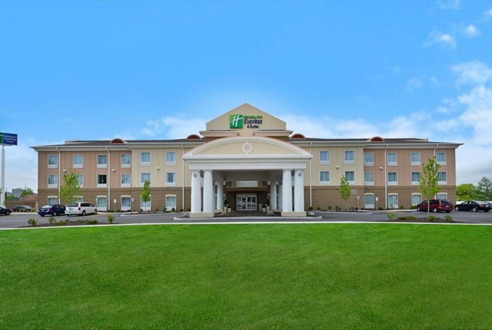 Holiday Inn Express & Suites Utica by IHG - carbon neutral hotel in Utica