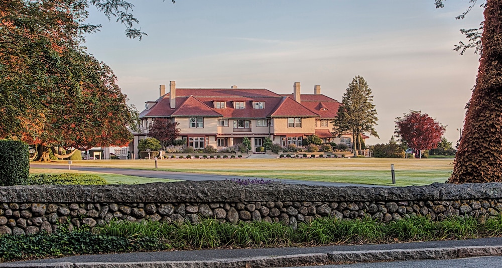 The Mansion at Ocean Edge — hotel in Brewster