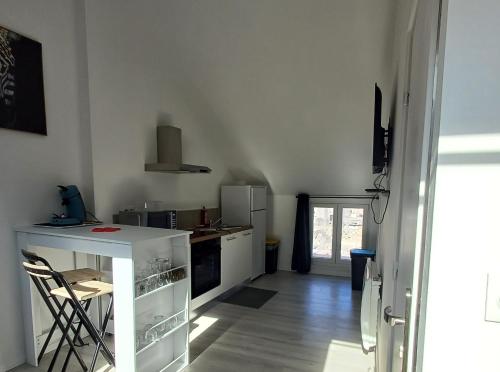 Trois Studios Cosy centre village - last minute hotel in Brouckerque
