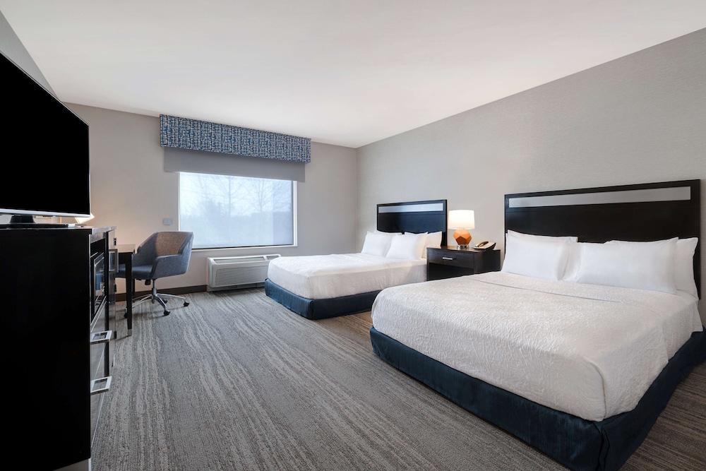 Hampton Inn & Suites Seattle Federal Way - photo 32