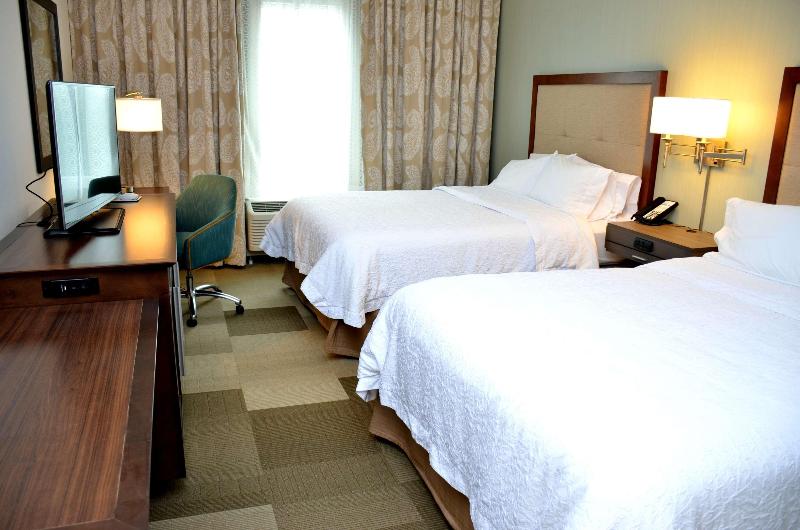 Hampton Inn & Suites Deland - photo 28