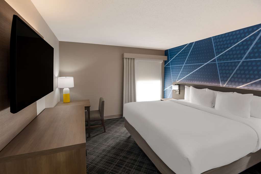 Comfort Inn & Suites Fishers Indianapolis - photo 9