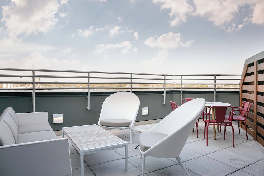 TownePlace Suites by Marriott Nashville Downtown Capitol District - photo 37