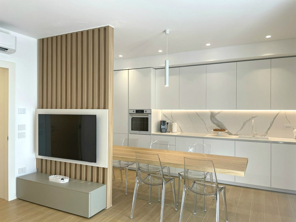 Arcioun Suite Apartment Via Bellaria — 4-Star Luxury Hotel in Riccione, Italy