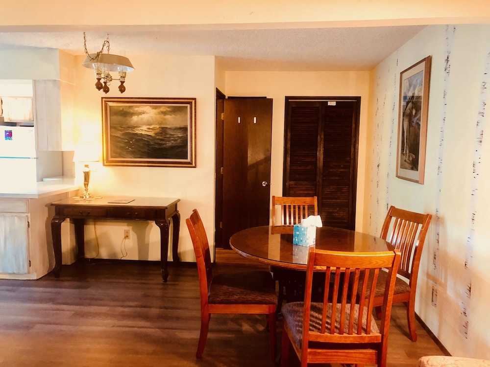 Driftwood Inn and Seaside Lodges - photo 77