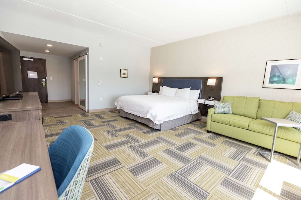 Hampton Inn & Suites Syracuse North Airport Area - photo 20