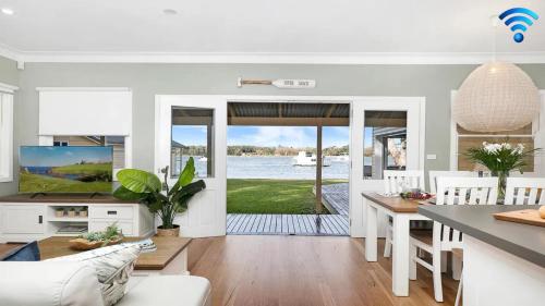 River Shack — Shoalhaven Heads