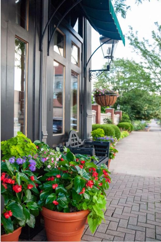 The Blennerhassett Hotel - photo 82