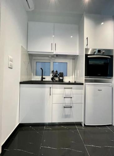ATH Brand new 2bedroom apartment — 4-Star Luxury Hotel in Athens, Greece