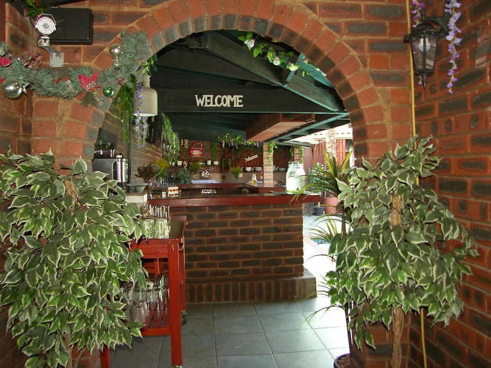 The Travel Inn Durban — 4-Star Luxury Hotel in Durban, South Africa