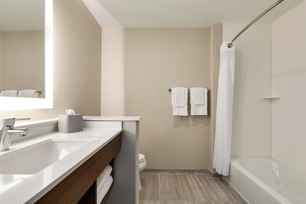Holiday Inn Express & Suites Hayward Castro Valley by IHG - photo 19