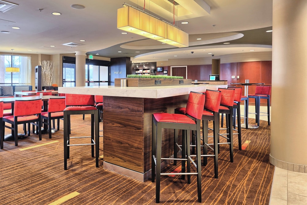 Courtyard by Marriott Harrisburg West Mechanicsburg - photo 40