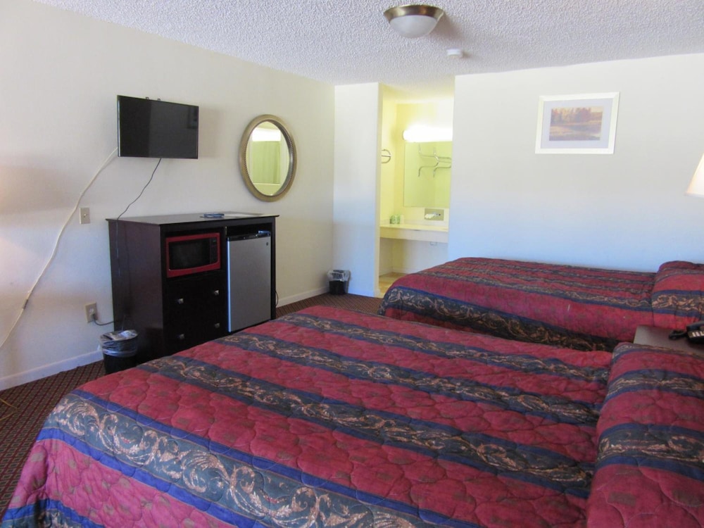 Royal Inn Abilene - photo 41