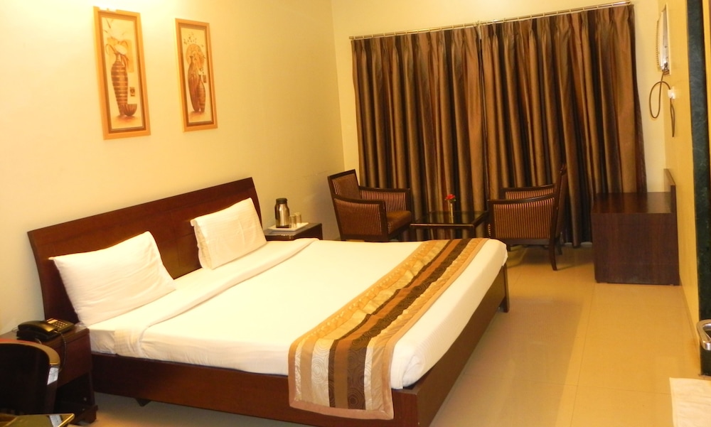 Hotel Reeva Suites in Shirdi, India