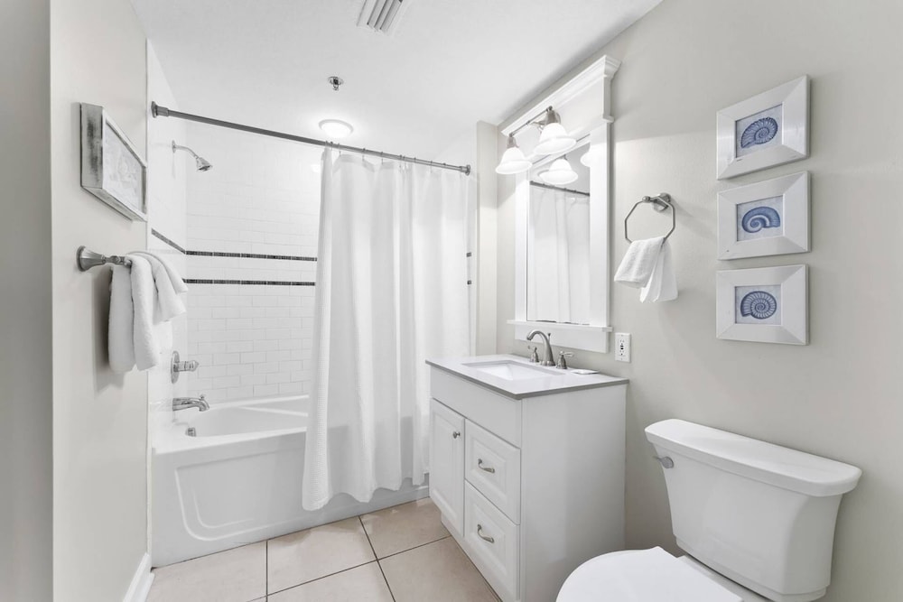 Grand Panama Tower 1 Unit 407 - photo 20