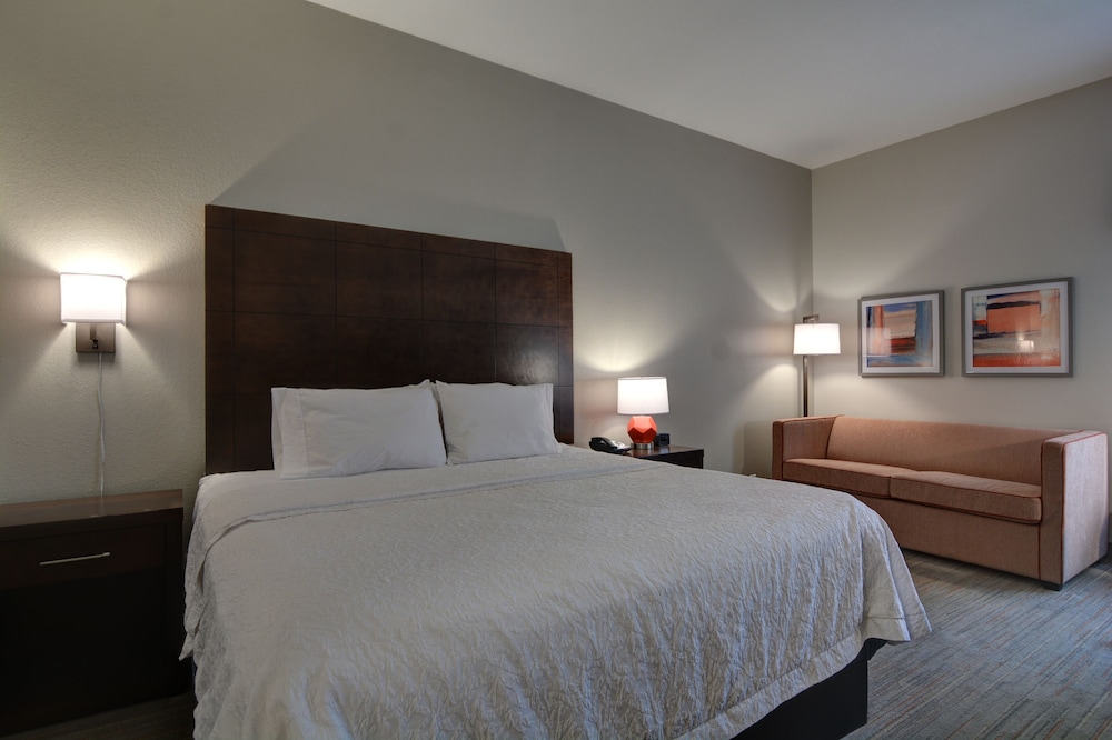 Hampton Inn Greenwood - photo 5