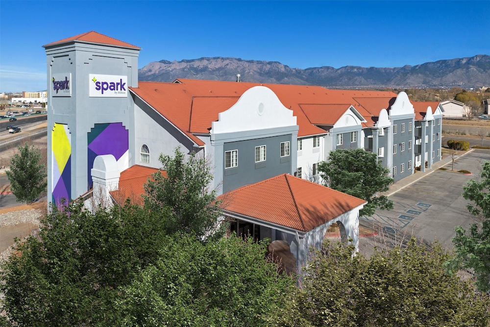 Spark By Hilton Albuquerque North I 25 — hotel in Albuquerque