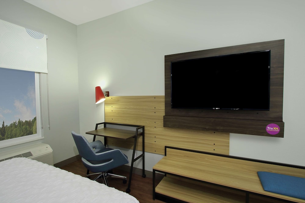Tru by Hilton Mobile - photo 17
