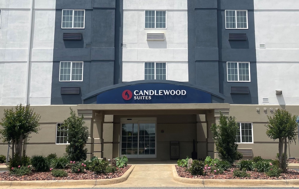 Candlewood Suites Tuscaloosa by IHG - photo 81