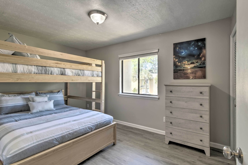 Updated PCB Resort Townhome Walk to Beach - photo 8