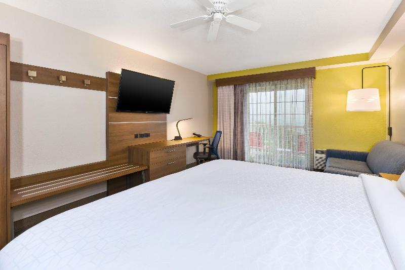 Holiday Inn Express & Suites Petoskey by IHG - photo 28