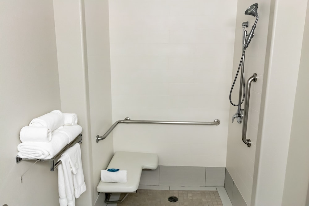 Holiday Inn Express Pendleton by IHG - photo 17