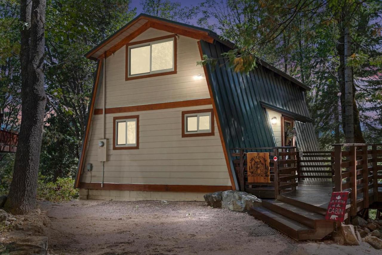 Chief Peak - carbon neutral hotel in Unknown City