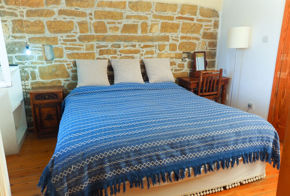 The Carob Tree Villa Rustic Luxury Home With Access To Pool And Restaurant